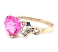 Feminine 10K WG Heart Shaped Pink Corundum Ring