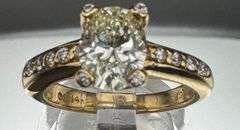 14K Yellow Gold Oval Cut Diamond Ring of 2.05 ct