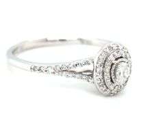 10kt White gold oval diamond engagement ring