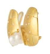 Betsy Fuller 0.15ctw Diamond and Pearl Sculptural Clip On Earrings in 23K