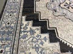 Superb Carved Medallion Design Rug 8x10