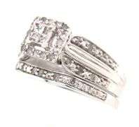 10kt White gold princess cut diamond engagement ring