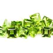 High fire lime green 9.45ct Peridot set!