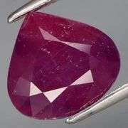 Get ready to be impressed! 5.92ct violet red UNTREATED Ruby!