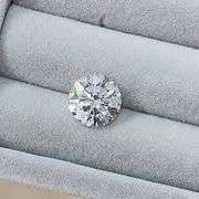 Very High Quality Round Brilliant Cut Lab Diamond - 3.06 Carats