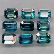 Stunning heated only 2.97ct blue and teal Sapphire set