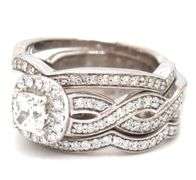 10kt White gold 0.50ct cushion cut and diamond halo wedding set