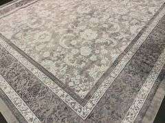 Magnificent Silky look Rug 8x11