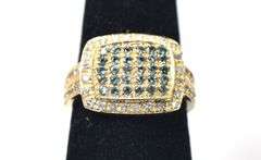 Stunning 14K Yellow Gold Alexandrite and Diamond Ring