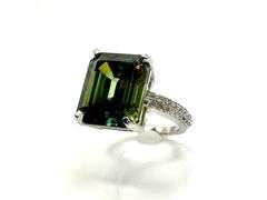 Stunning 145 Kt White Gold Plate Huge 9.5 Ct VVs1 Deep Forest Green Fire Moissanite Ring