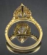 18K Yellow Gold Pear Cut Diamond Ring of 2.89ct