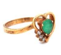 Sweet 14K Rose Gold Pear Shaped Emerald Ring