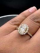 18K Yellow Gold Oval Cut Diamond Ring of 1.67ct