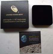 2019 Apollo 11 50th Anniversary Commemorative Gold Coin with Original box and COA