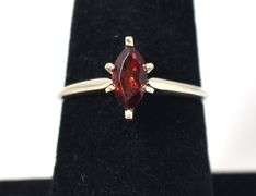 Darling 14K White Gold Red Garnet Gemstone Ring