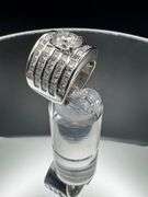 18K White Gold Round Brilliant Cut Diamond Ring of 6.90ct