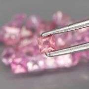 Radiant princess cut! 3.29ct pure pink Sapphire set!