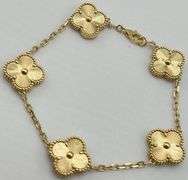 18KT Yellow Gold Handcrafted Guilloche Gold Five Clover with Link Chain Bracelet
