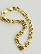 Italian 10KT Yellow Gold Fancy Alternating Round And Alongated Oval Link Bracelet