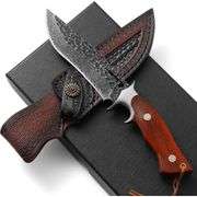 Damascus Steel Bowie Hunting