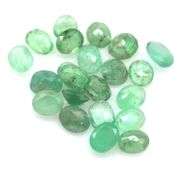Bright emerald green 8.80ct 22pc Emerald set