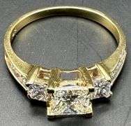 14K Yellow Gold Rectangle Princess Cut Diamond Ring