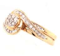 10kt Yellow gold diamond wedding set
