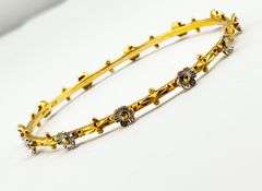 22KT Solid Yellow Gold Hand Made Set Of Five White Gold Flowe Design And Diamond Cut Finish Bangles