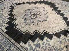 Superb Carved Medallion Design Rug 8x10