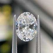 Very Fine Certified Oval Cut Lab Diamond - 3.1 Carats