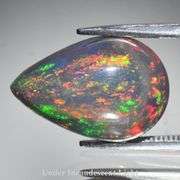 Continuous flashing! Silky black color! 4.61ct Black Opal!