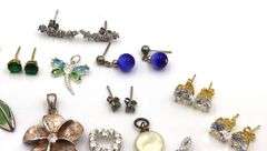 Group lot of Vintage 925 sterling silver charms and earrings