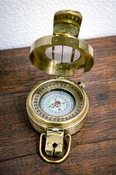 Working Prismatic Navigational Brass Compass