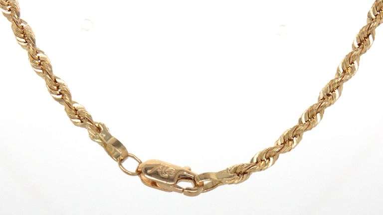14kt Yellow gold rope chain necklace