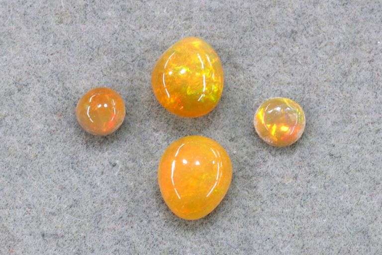 Shining Natural Opals - Lot of 4