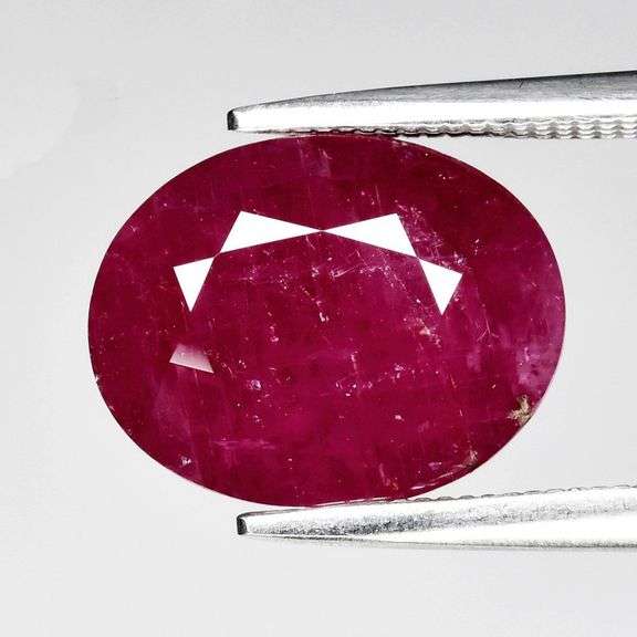 Collectors 4.45ct pigeons blood red Burmese Ruby! Heated only!