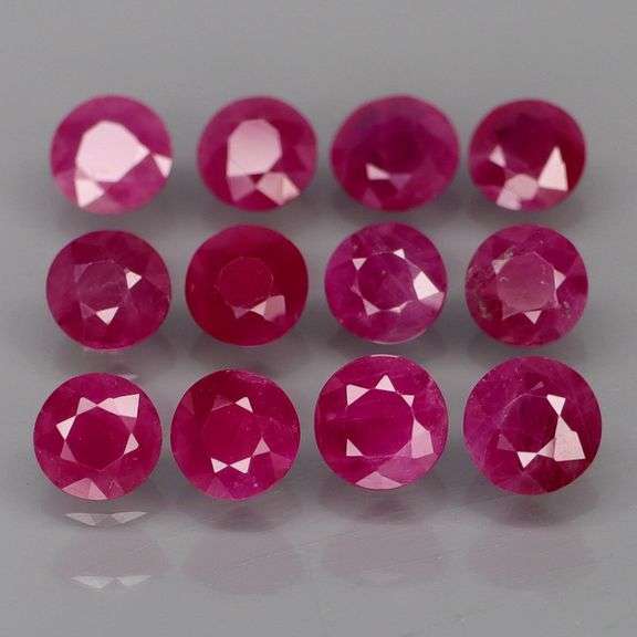 Deep violet red! 5.43 carats of REAL Burmese Rubies!