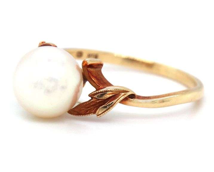 Classic 14K YG Pearl Ring