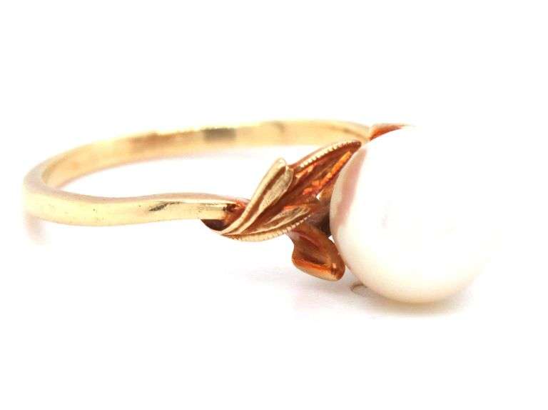 Classic 14K YG Pearl Ring