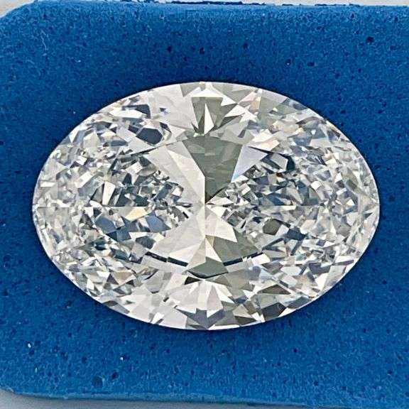 LAB GROWN DIAMOND 3.00 CARATS OVAL SHAPE