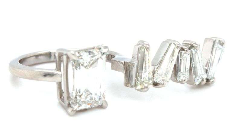 2.08ct Lab grown diamond in baguette natural diamond setting