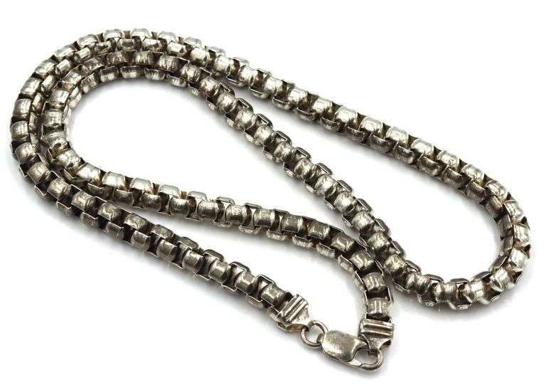 925 Sterling silver 7.3mm rounded box chain