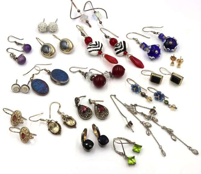 Vintage 925 sterling silver group lot of earrings