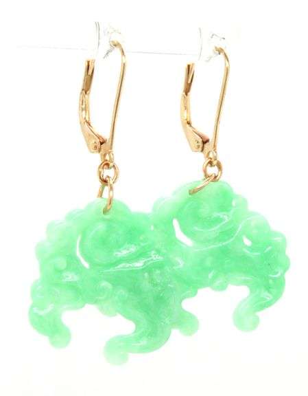 14kt Yellow gold Green Jade dangle earrings