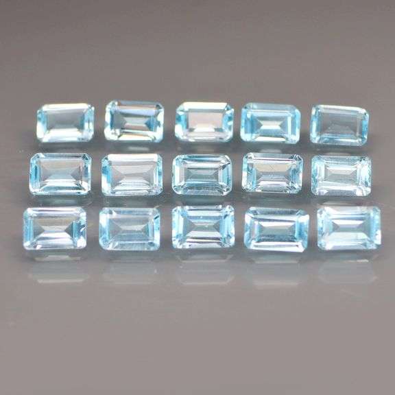 High fire! 11.22ct vibrant sky blue Topaz set!