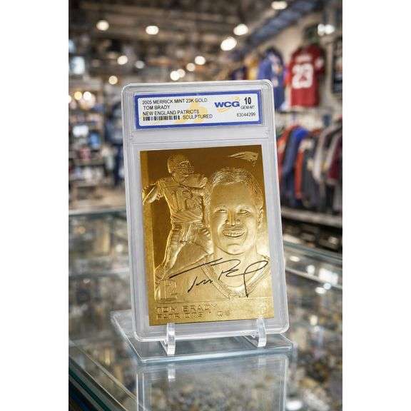 Tom Brady Sculptured Gold Card Mint 10