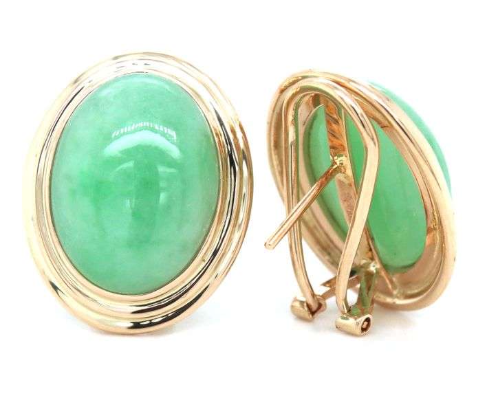 14kt Yellow gold oval Jade clip on earrings