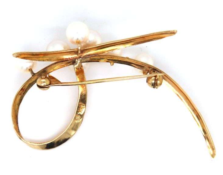 Pretty 14K YG Modern Brooch with Pearls