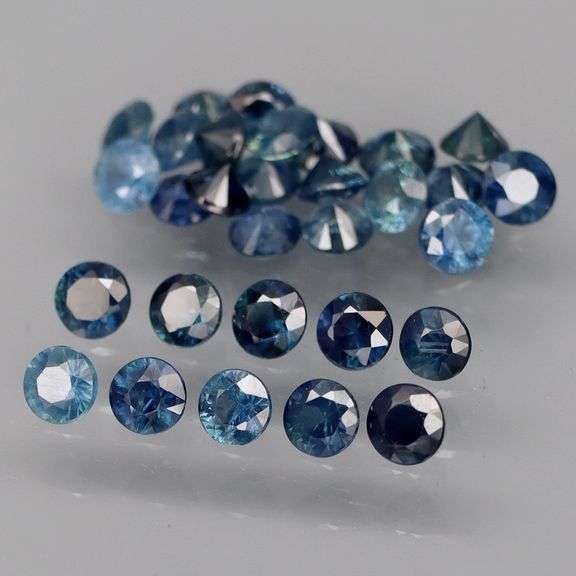 Heated only! 2.85ct ink blue Sapphire set from Madagascar