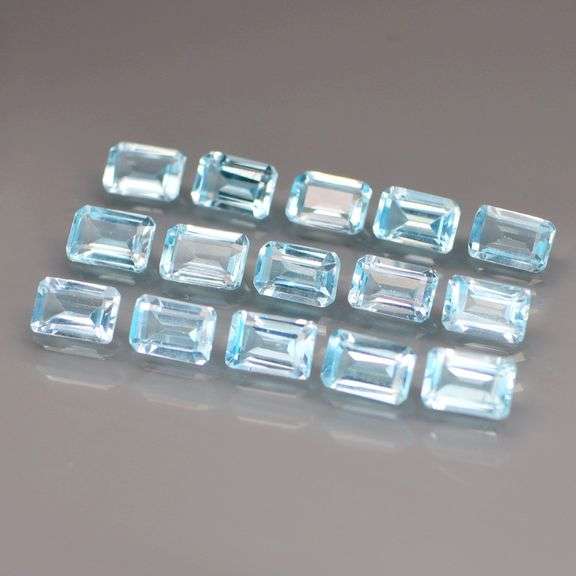 High fire! 11.22ct vibrant sky blue Topaz set!